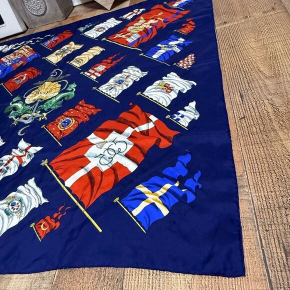 HERMES Hermes Carre 90 Scarf Muffler PAVOIS Ship Flag Pattern 100% Silk blue - Picture 4 of 16